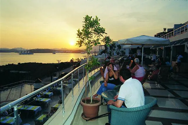 Üdülőközpont Forever Club (adults Only)