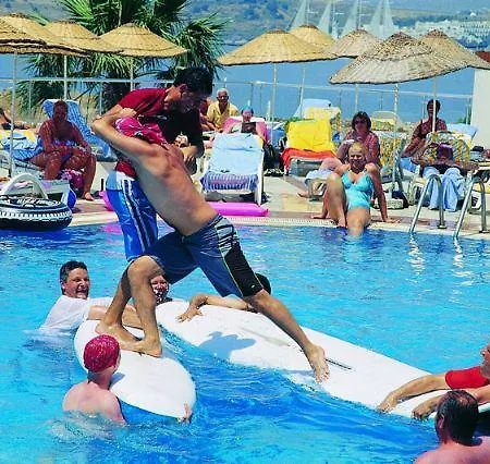 Forever Club (adults Only) Feriested